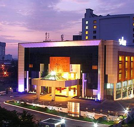Hotel Gokulam Park Kochi Exteriér fotografie