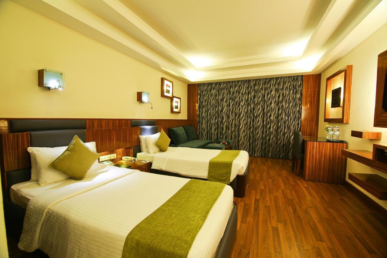 Hotel Gokulam Park Kochi Exteriér fotografie