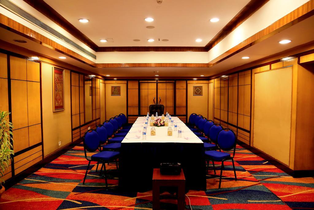 Hotel Gokulam Park Kochi Exteriér fotografie