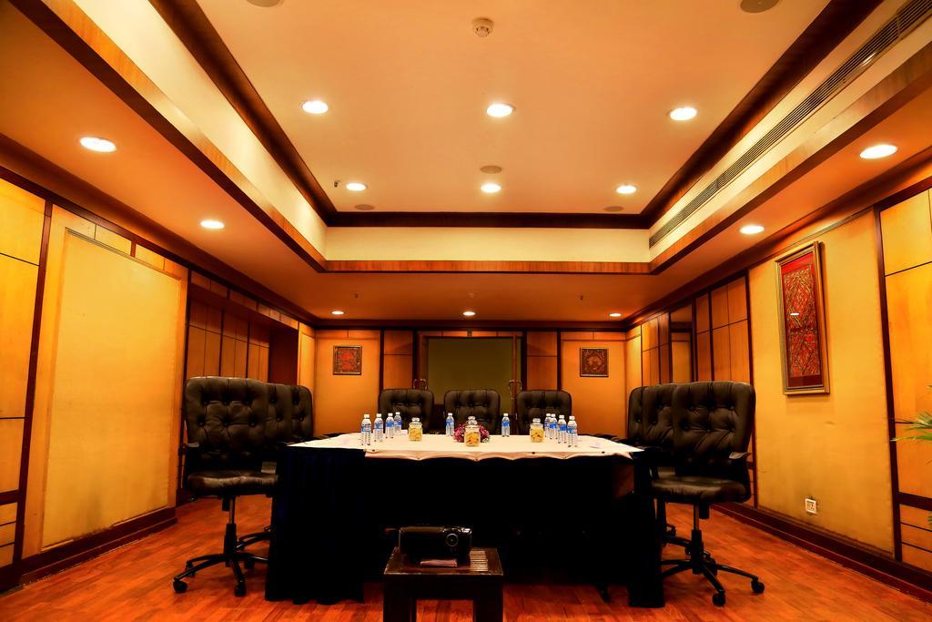 Hotel Gokulam Park Kochi Exteriér fotografie